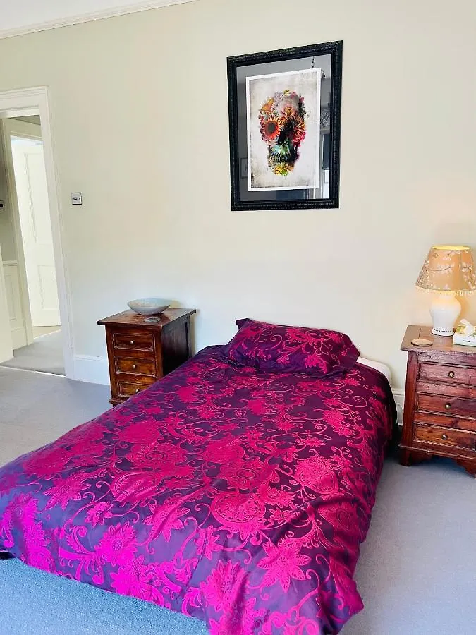 Beautiful Private 2 Bedroom Suite In Mansion Home With Free Parking Brighton Reino Unido