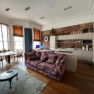 Spacious Sea View Brighton